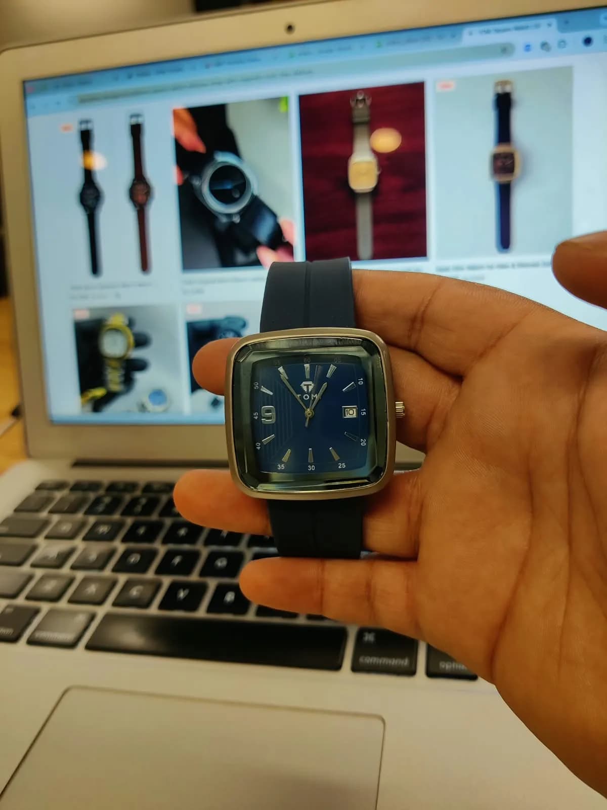 TOMI Square Watch | Silicone Strap with Magnetic Lock - with Date 5
